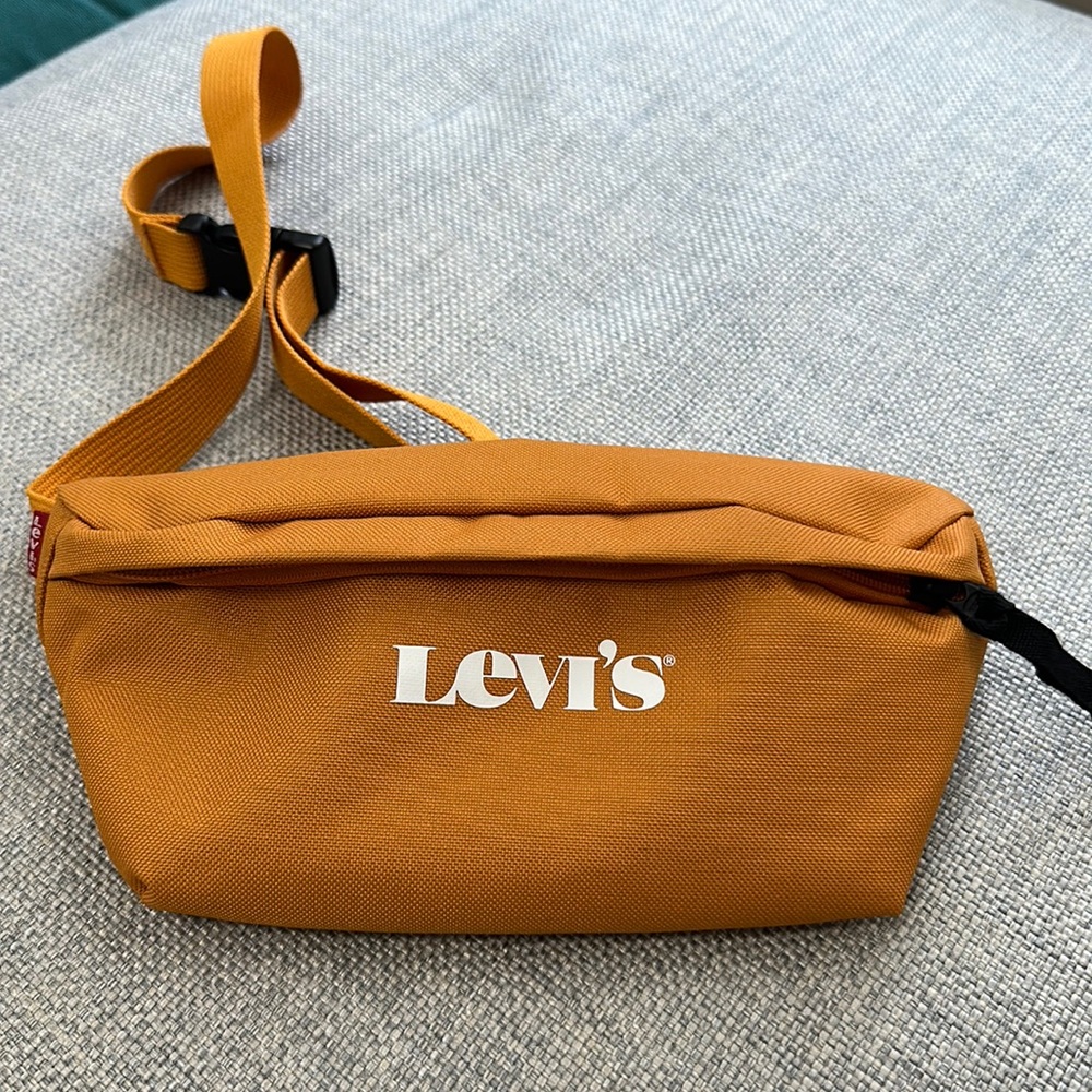 Levi’s Fanny pack